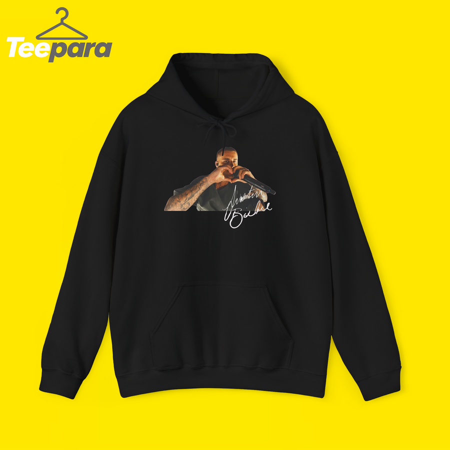 Justin Bieber Heart Sign Shirt
