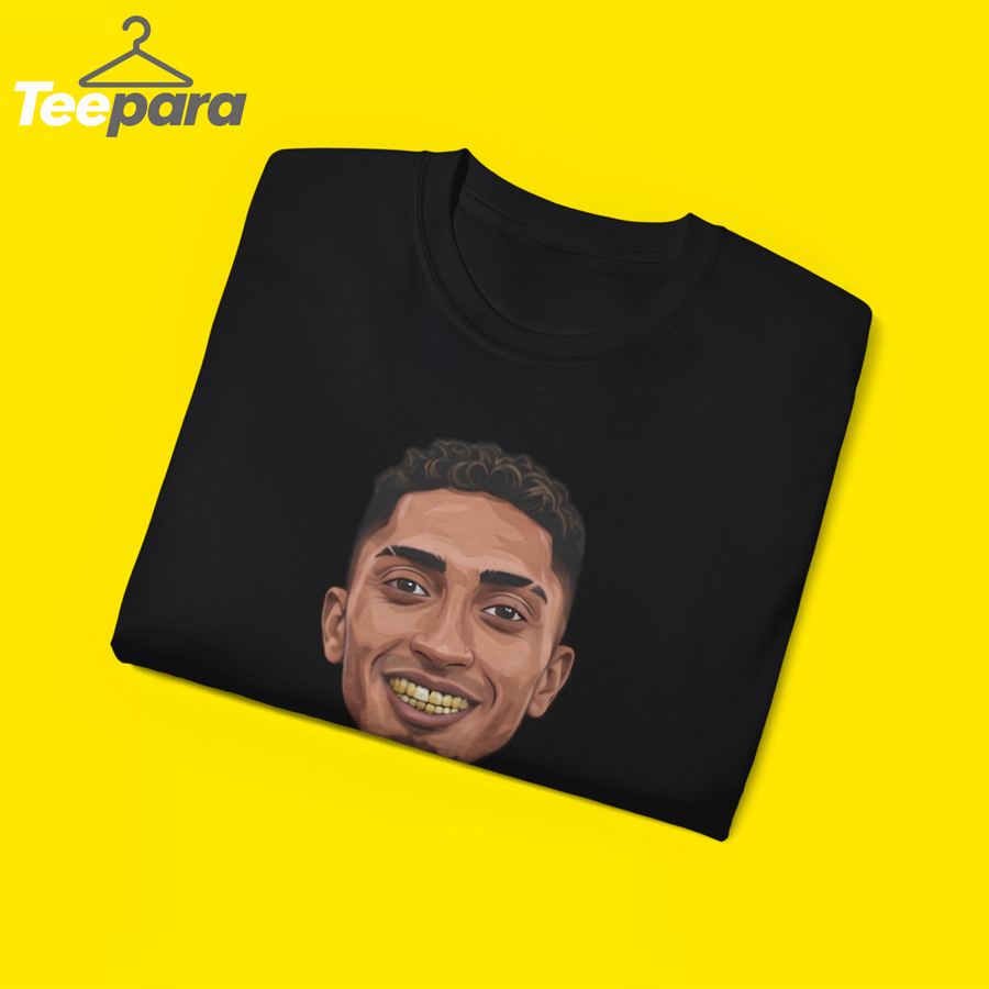 Raphinha FC Barcelona Gold Grill Meme T-Shirt featuring a humorous football-inspired graphic for Barça fans.